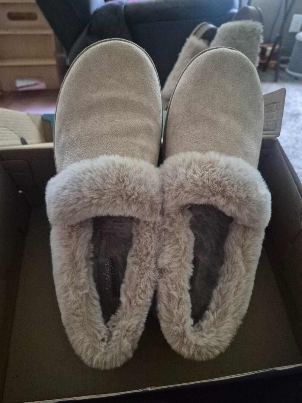 Sketchers slippers womens size 9 tan beige